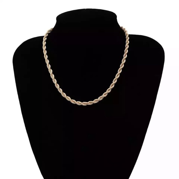NEW 18k Gold Plated Necklace - Picture 5 of 5